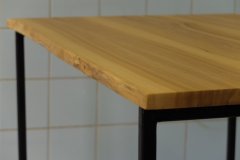 biurko drewniane jesion